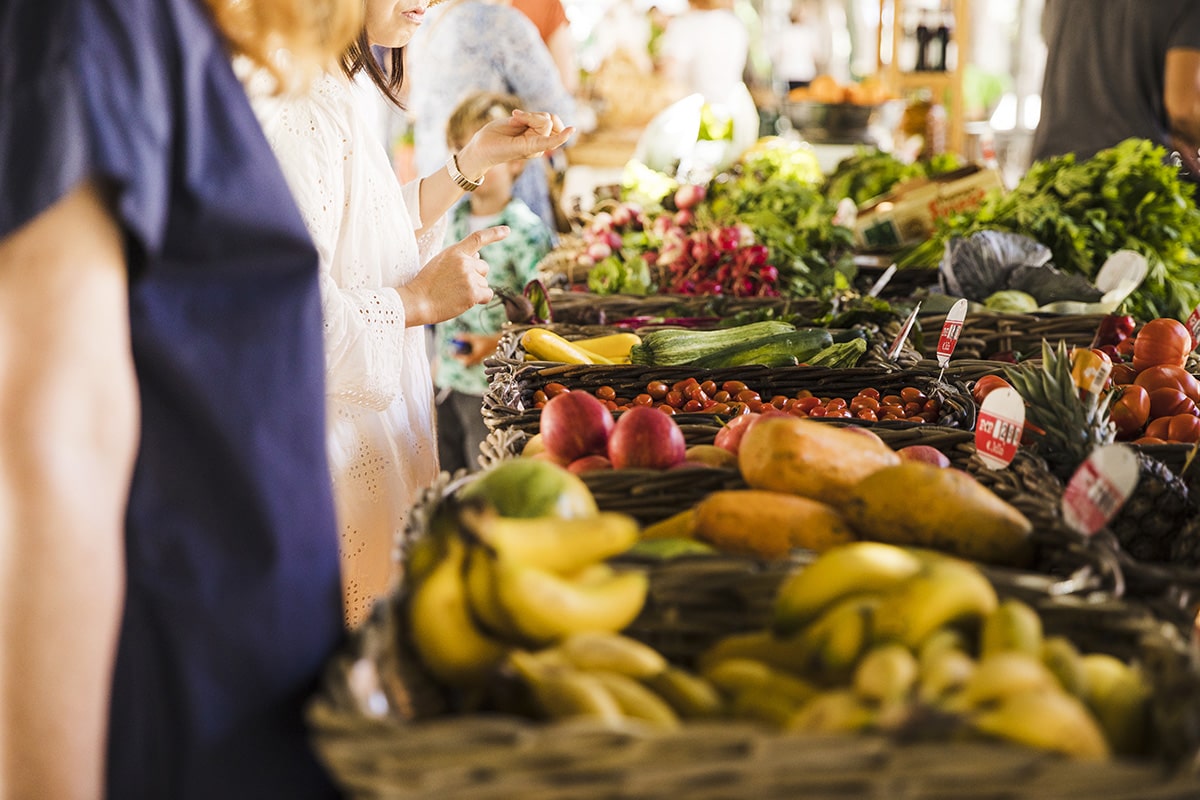 Tabela de frutas, verduras e legumes da estação