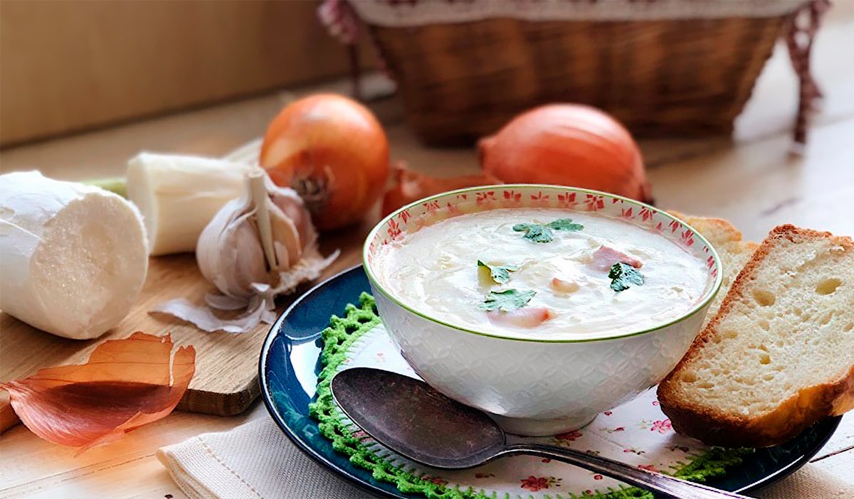 Sopa de aipim e batata doce