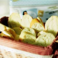 Como fazer torrada de pão amanhecido